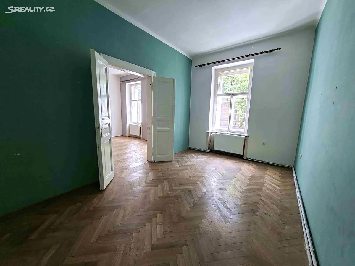 Pronájem bytu 3+1 90 m² – pohled 3