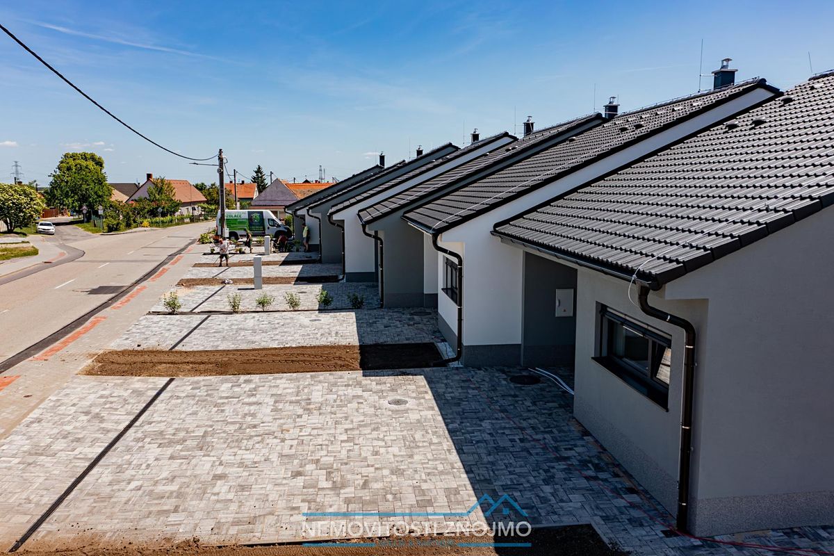 Prodej rodinného domu 75 m², pozemek 380 m² – fotografie 3