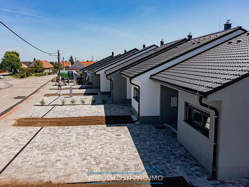 Prodej rodinného domu 75 m², pozemek 380 m², Znojmo – náhled fotky 3