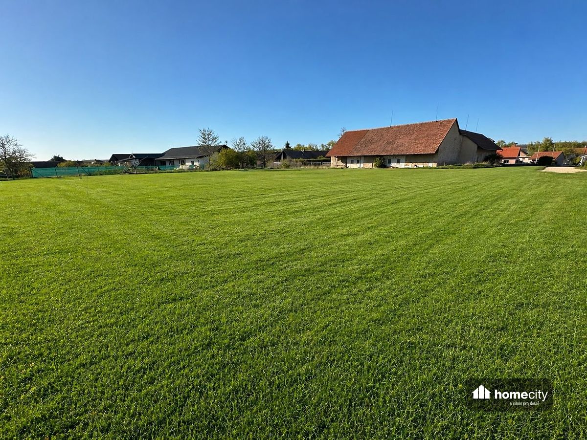 Prodej stavebního pozemku 3091 m² – fotografie 2