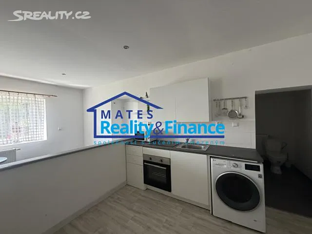 Prodej rodinného domu 318 m², pozemek 2885 m² – pohled 6
