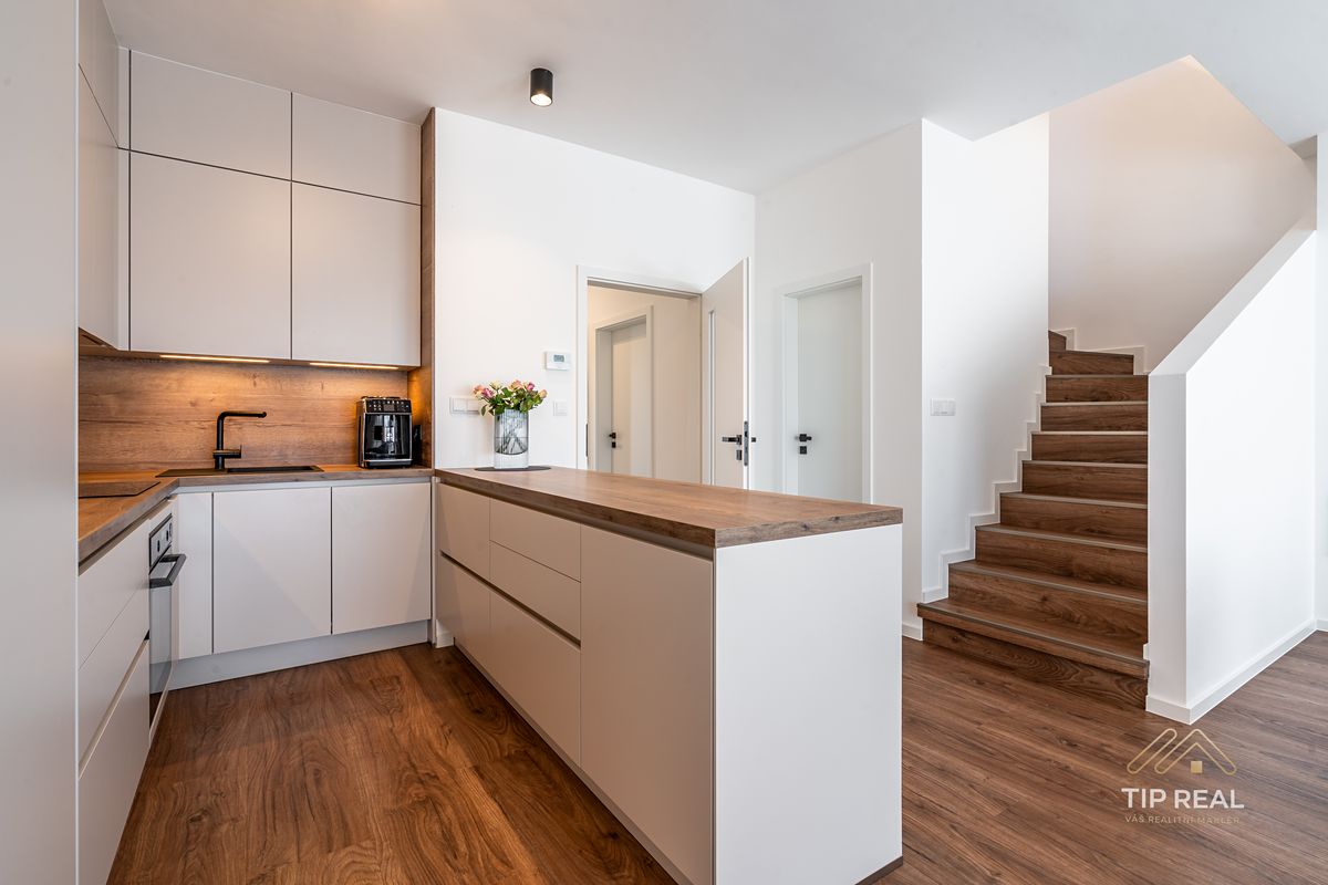 Prodej rodinného domu 117 m², pozemek 367 m² – fotografie 3