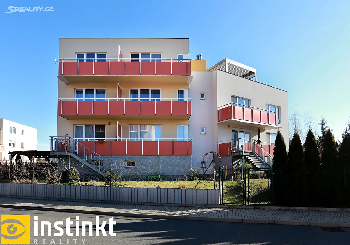 Pronájem bytu 1+kk 37 m², Praha