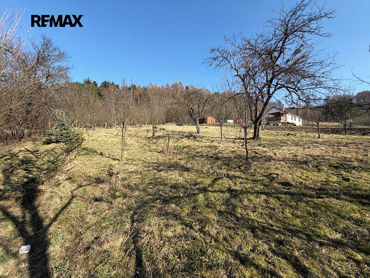 Prodej stavebního pozemku 1536 m² – fotografie 3