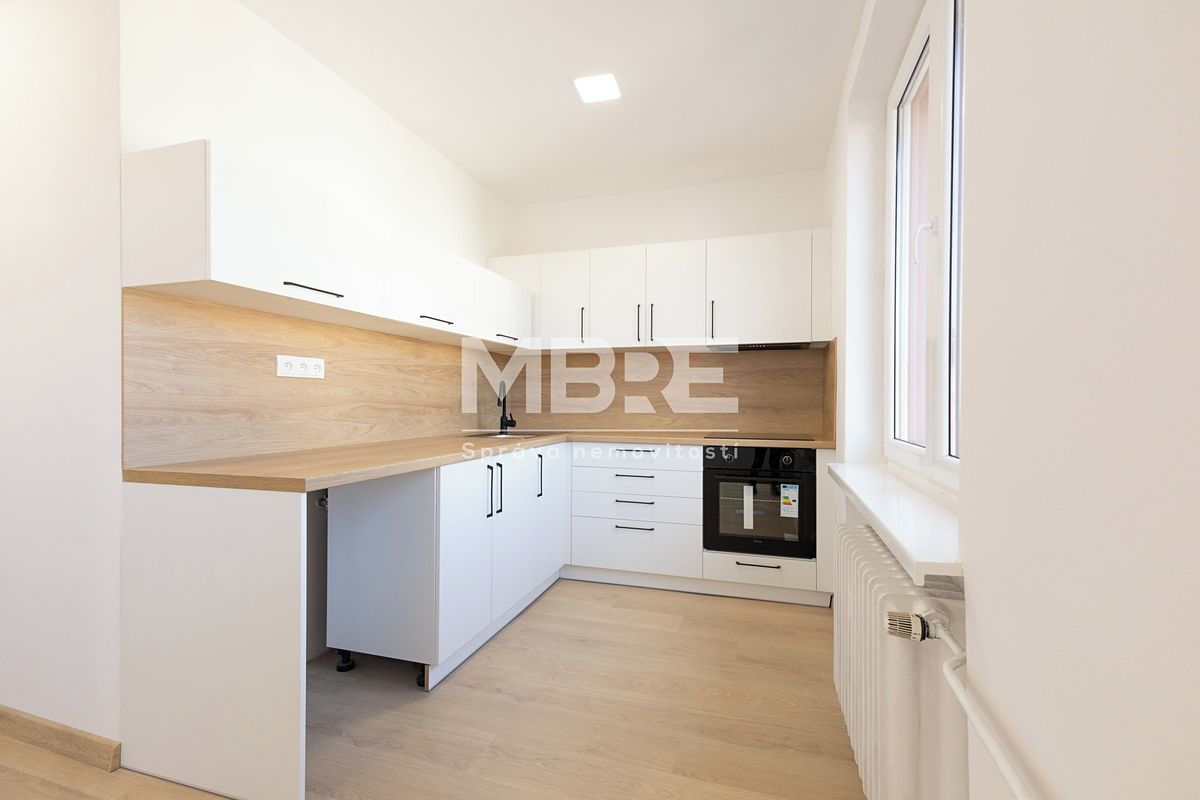 Pronájem bytu 2+kk 55 m² – fotografie 2