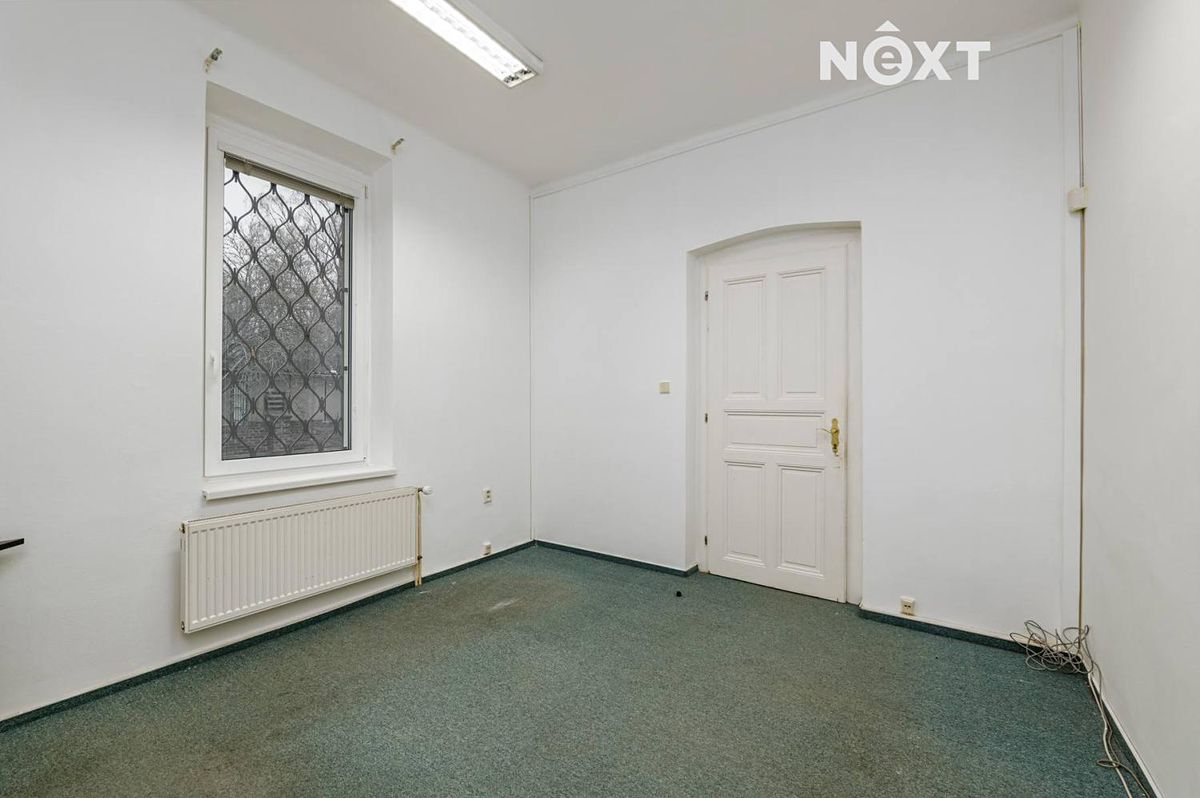 Pronájem kanceláře 107 m² – fotografie 2