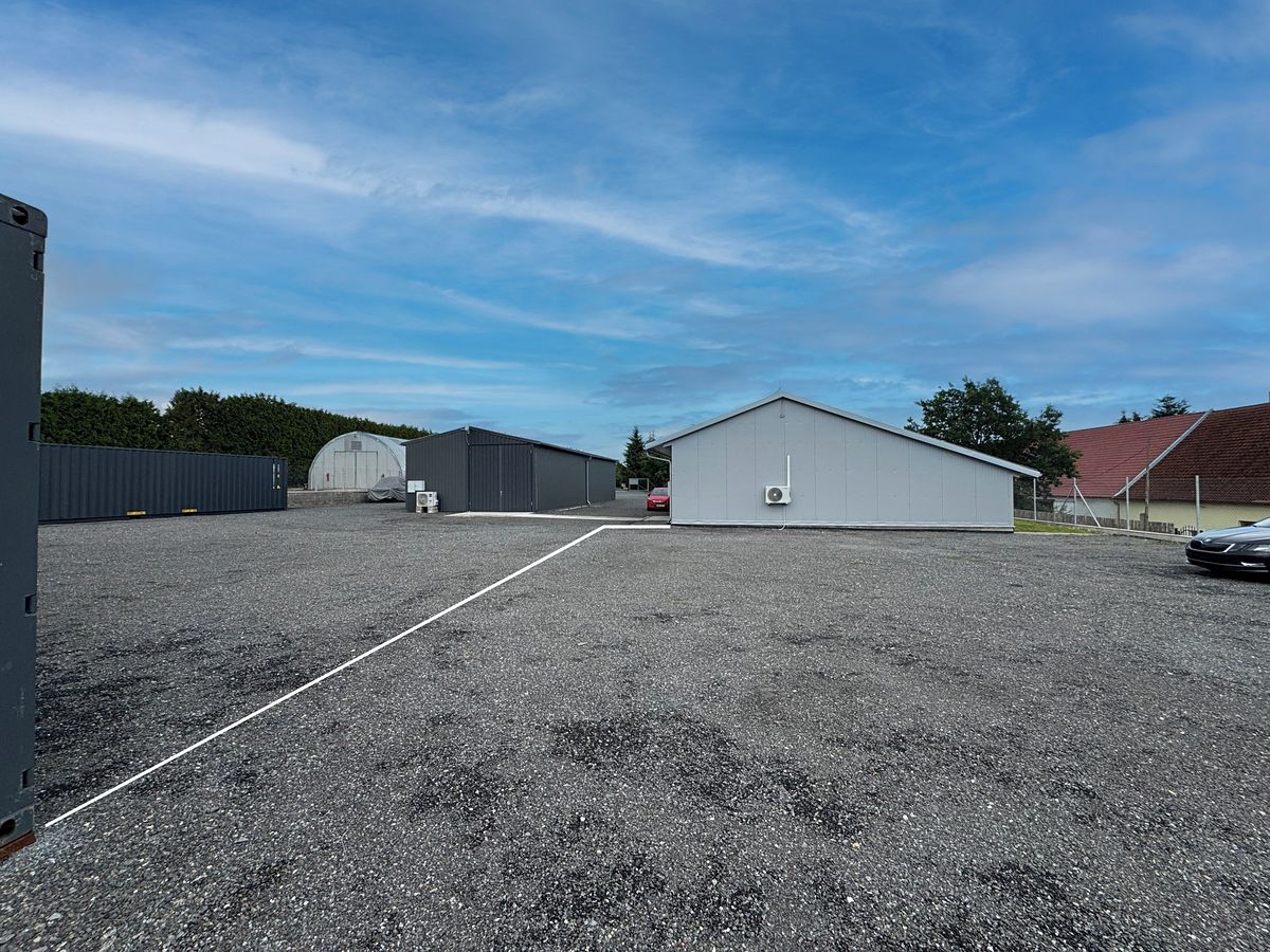 Pronájem komerčního pozemku 600 m² – fotografie 2