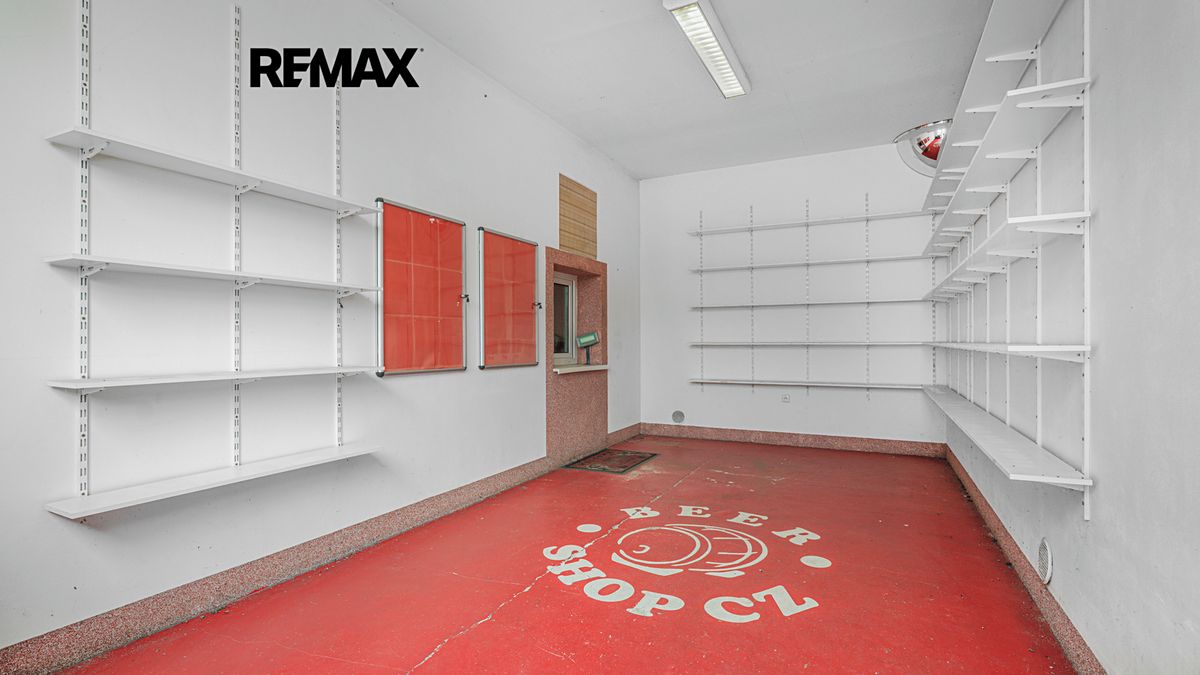 Pronájem komerční nemovitosti 1500 m² – fotografie 5