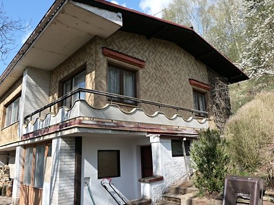 Prodej  rodinného domu 207 m², pozemek 4 889 m²