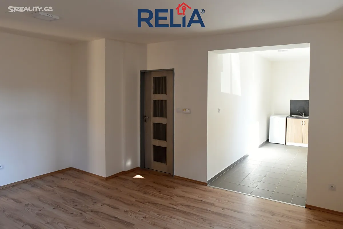 Pronájem bytu 4+kk 75 m² - Więcej