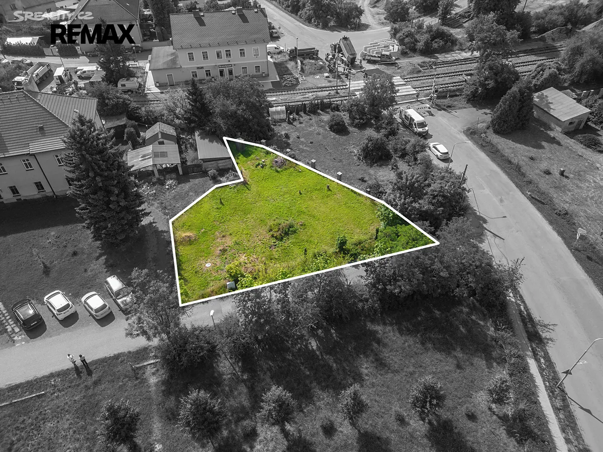 Prodej stavebního pozemku 618 m² – pohled 4