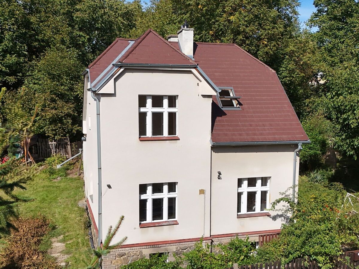 Prodej rodinného domu 120 m², pozemek 579 m² – fotografie 3