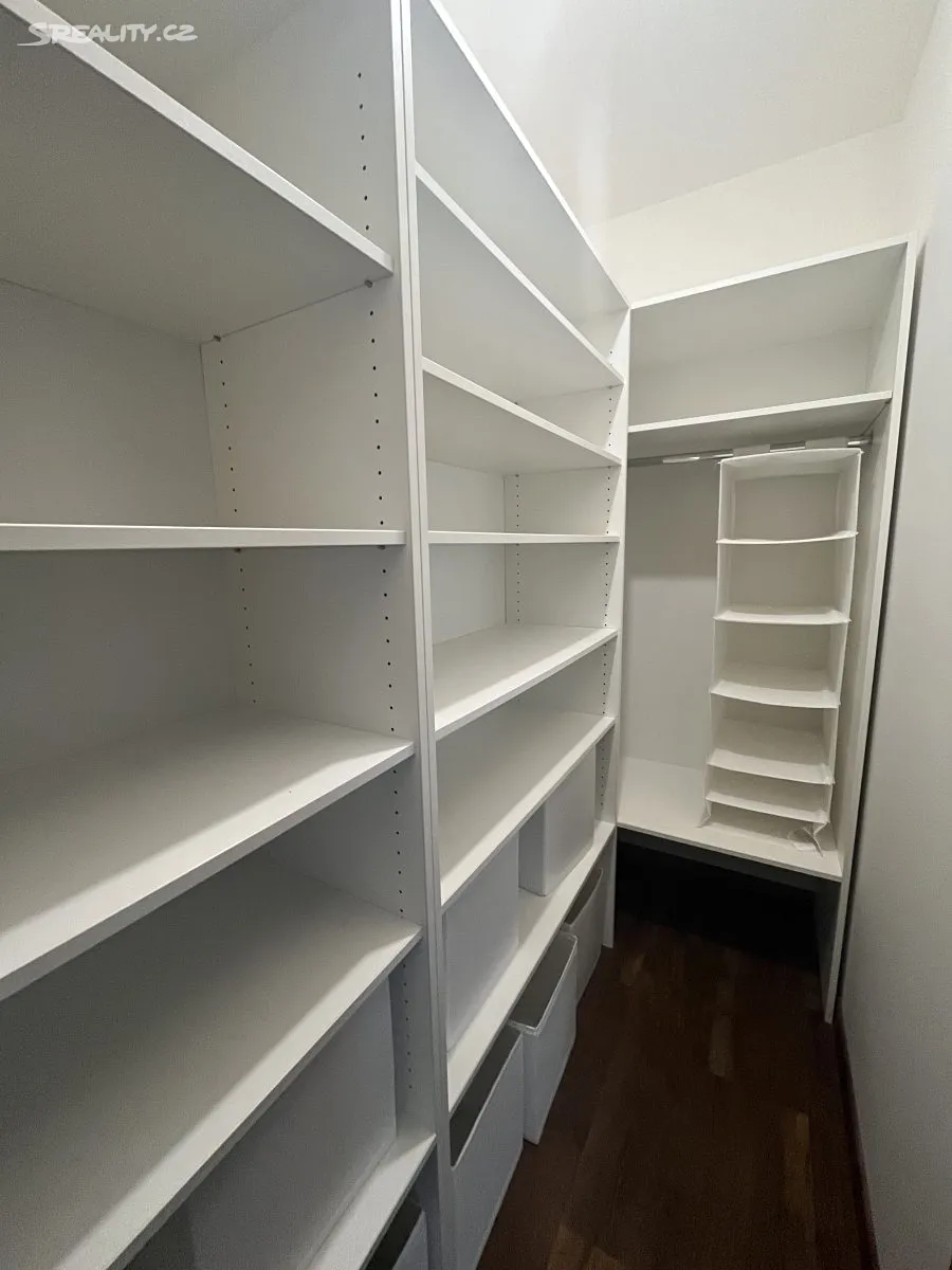 Pronájem bytu 2+kk 60 m² – další