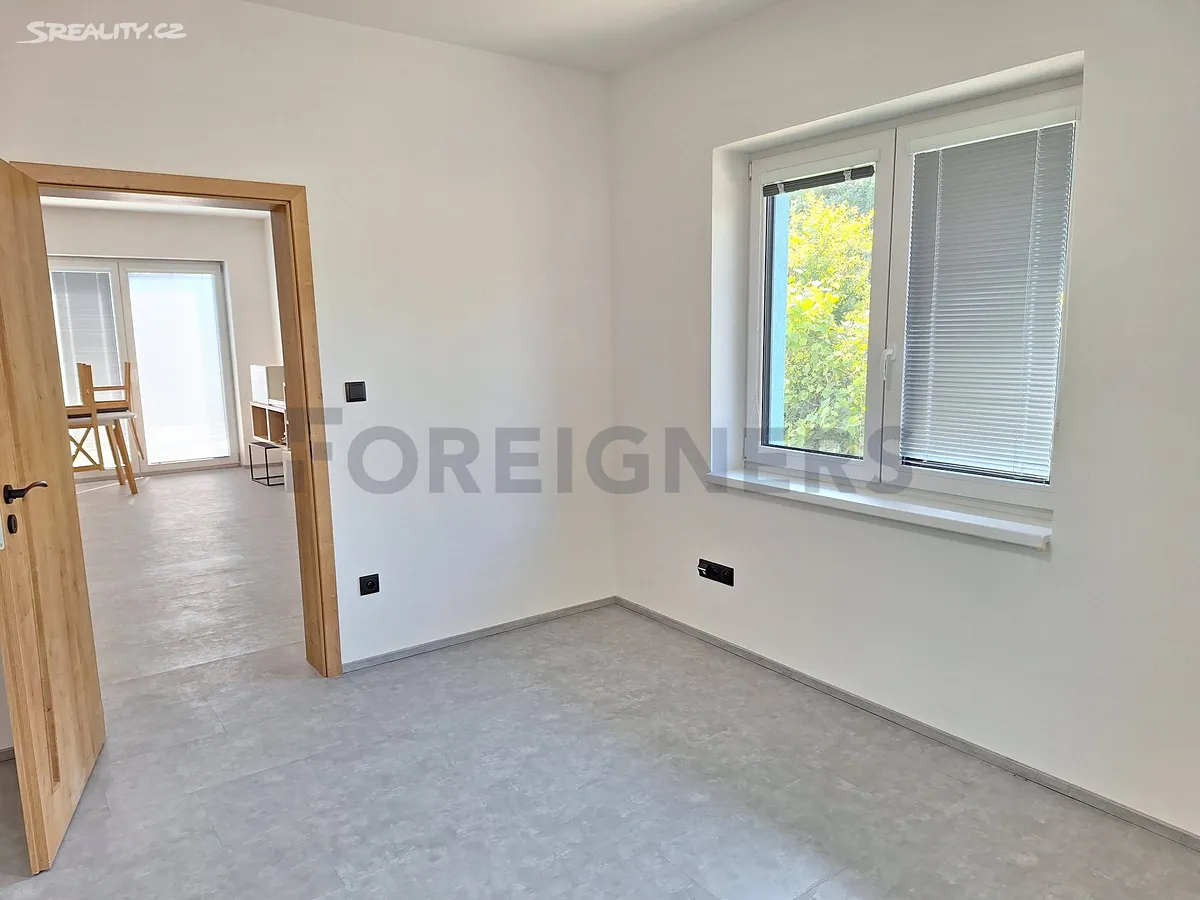 Pronájem bytu 3+kk 88 m² - Więcej