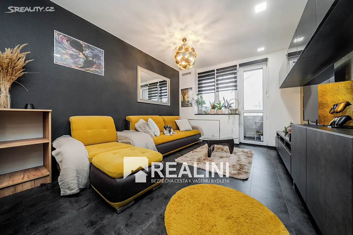 Pronájem bytu 2+1 56 m², Karviná