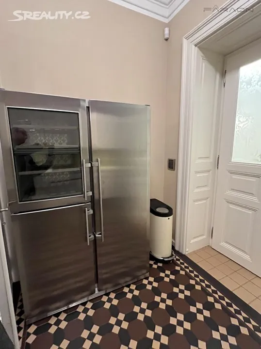 Pronájem bytu 3+1 154 m² – pohled 6