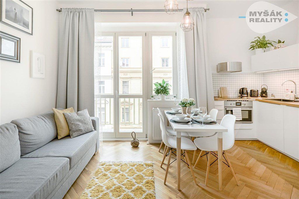 Pronájem bytu 2+kk 45 m²