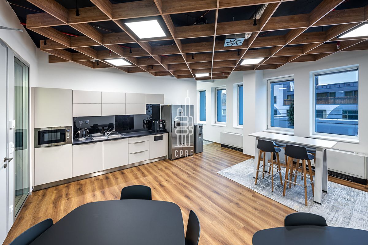 Pronájem kanceláře 234 m² – fotografie 5