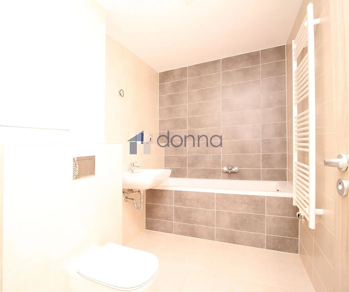 Pronájem bytu 1+kk 31 m² – pohled 3