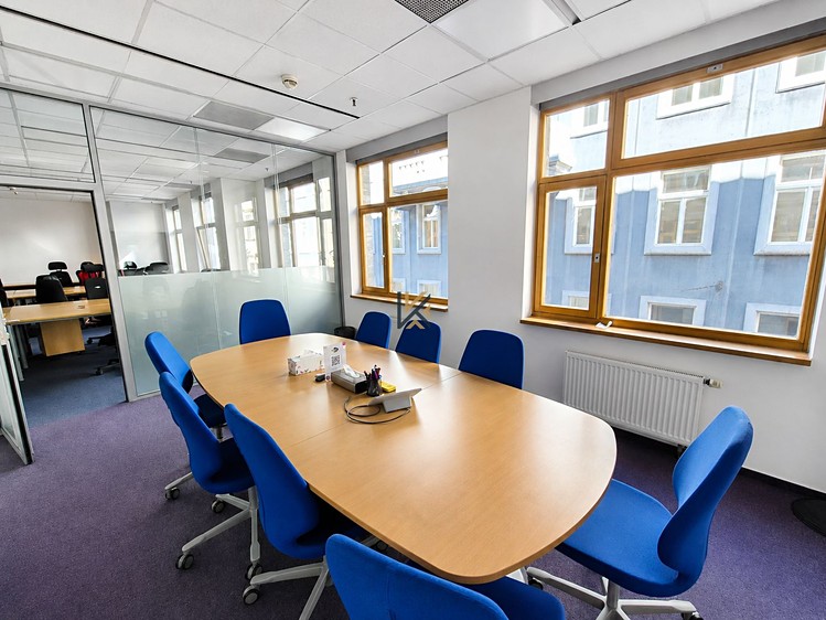 Комерційне приміщення в оренду, 140 м² (2 з 10)