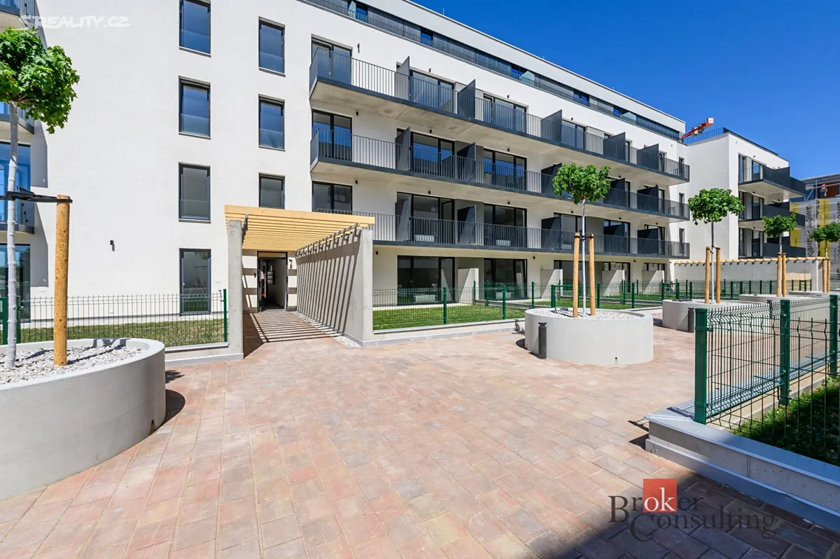 Pronájem bytu 1+kk 29 m², Plzeň