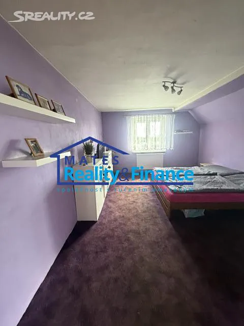 Prodej rodinného domu 318 m², pozemek 2885 m² – pohled 2