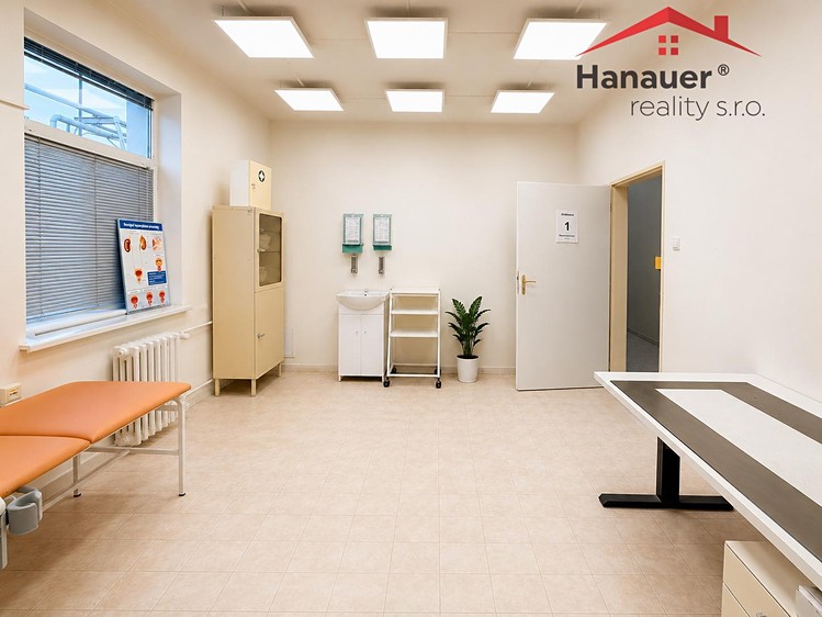 Комерційне приміщення в оренду, 127 м² (7 з 12)