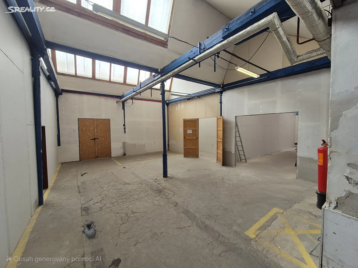 Pronájem skladového prostoru 15 m², Liberec