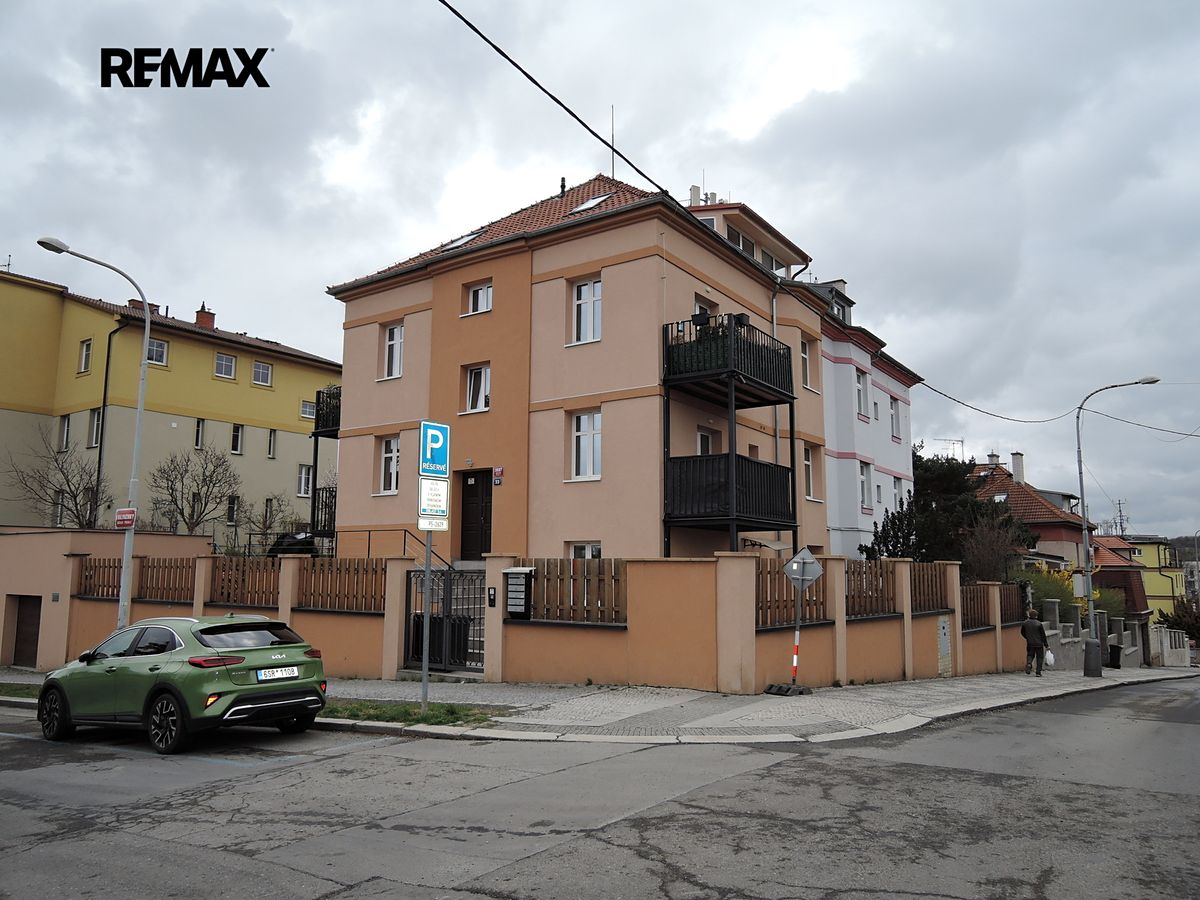 Pronájem bytu 2+kk 38 m²