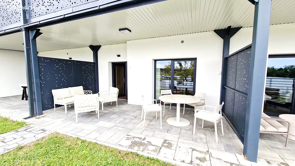 Pronájem bytu 2+kk 51 m², Soběšovice