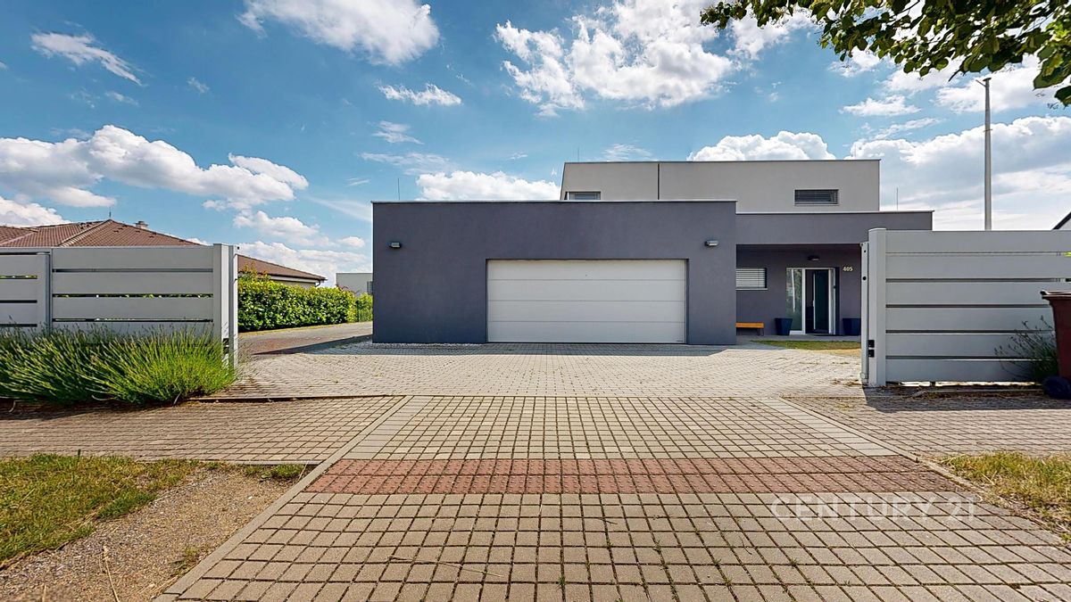 Prodej kanceláře 240 m²