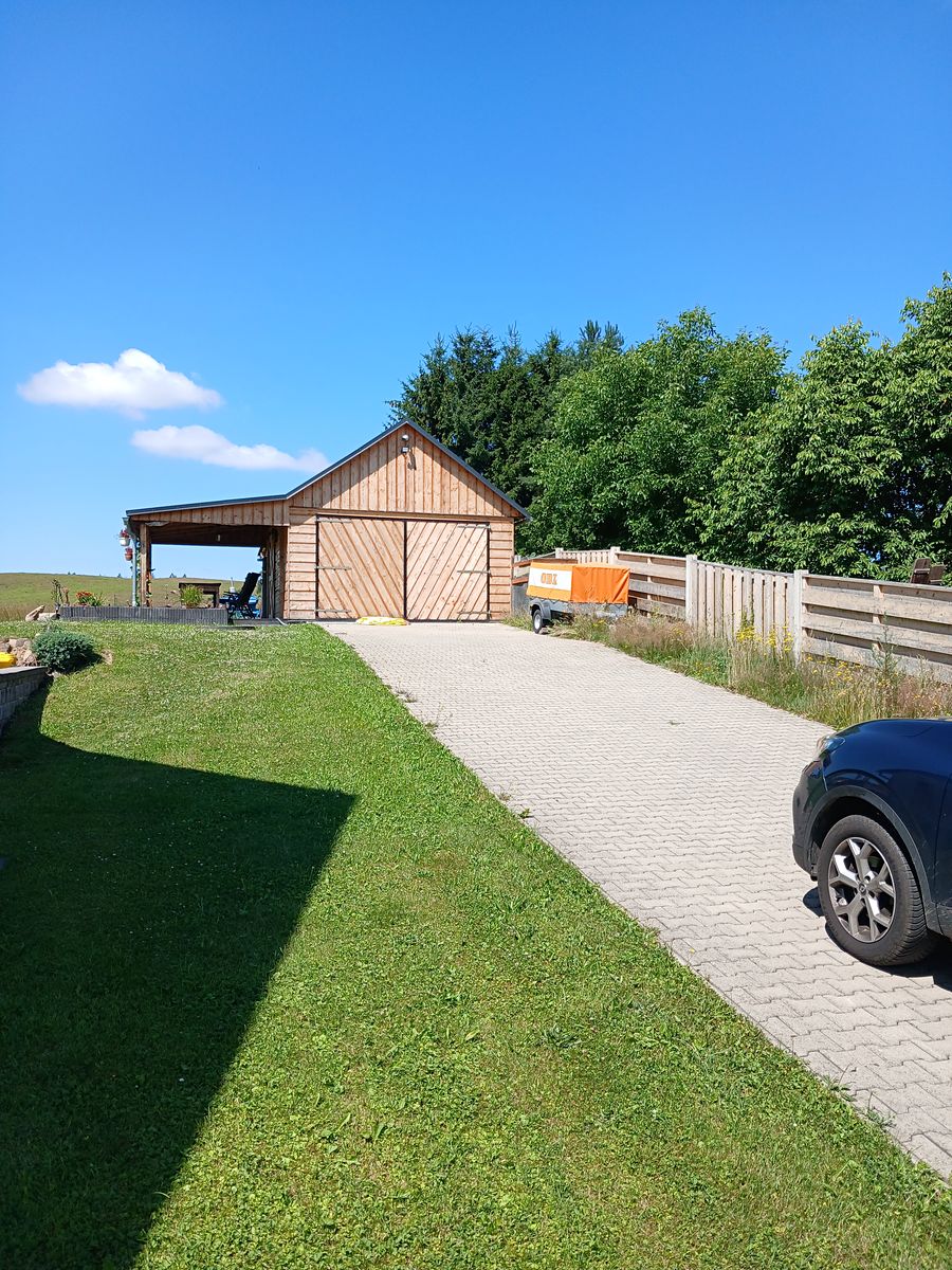 Prodej rodinného domu 200 m², pozemek 2600 m² – fotografie 3