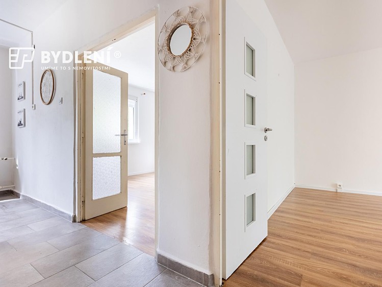 Prodej bytu 2+1, 56 m² (15 z 24)