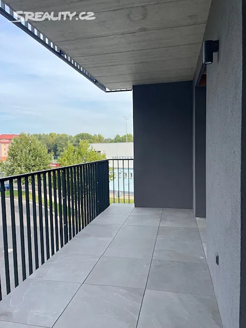 Pronájem bytu 2+kk 68 m² – pohled 4