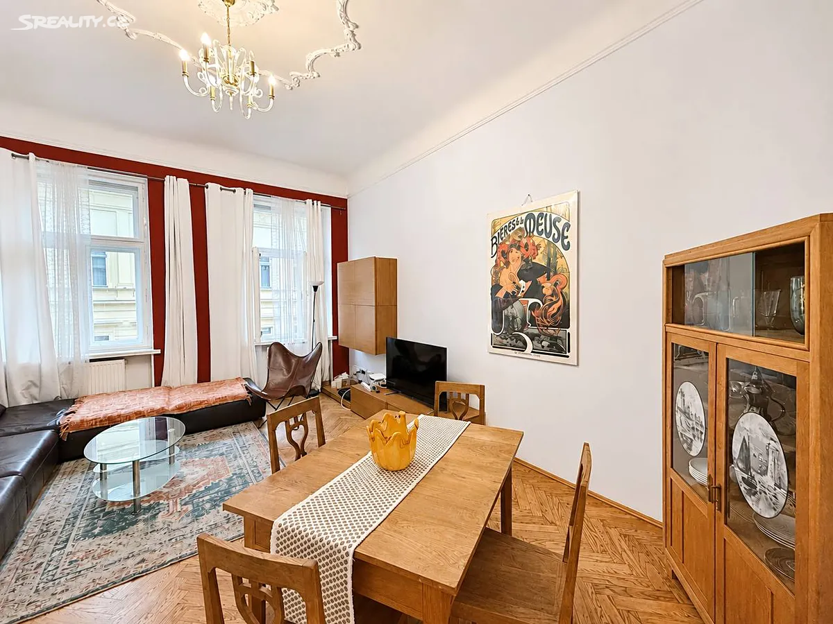 Pronájem bytu 3+1 100 m², Praha