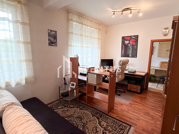 Будинок на продаж, 300 м² (9 з 36)