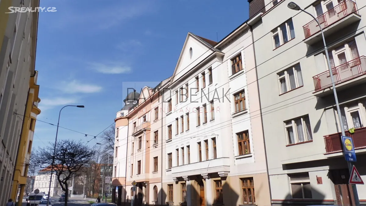 Pronájem bytu 1+kk 32 m² – pohled 3