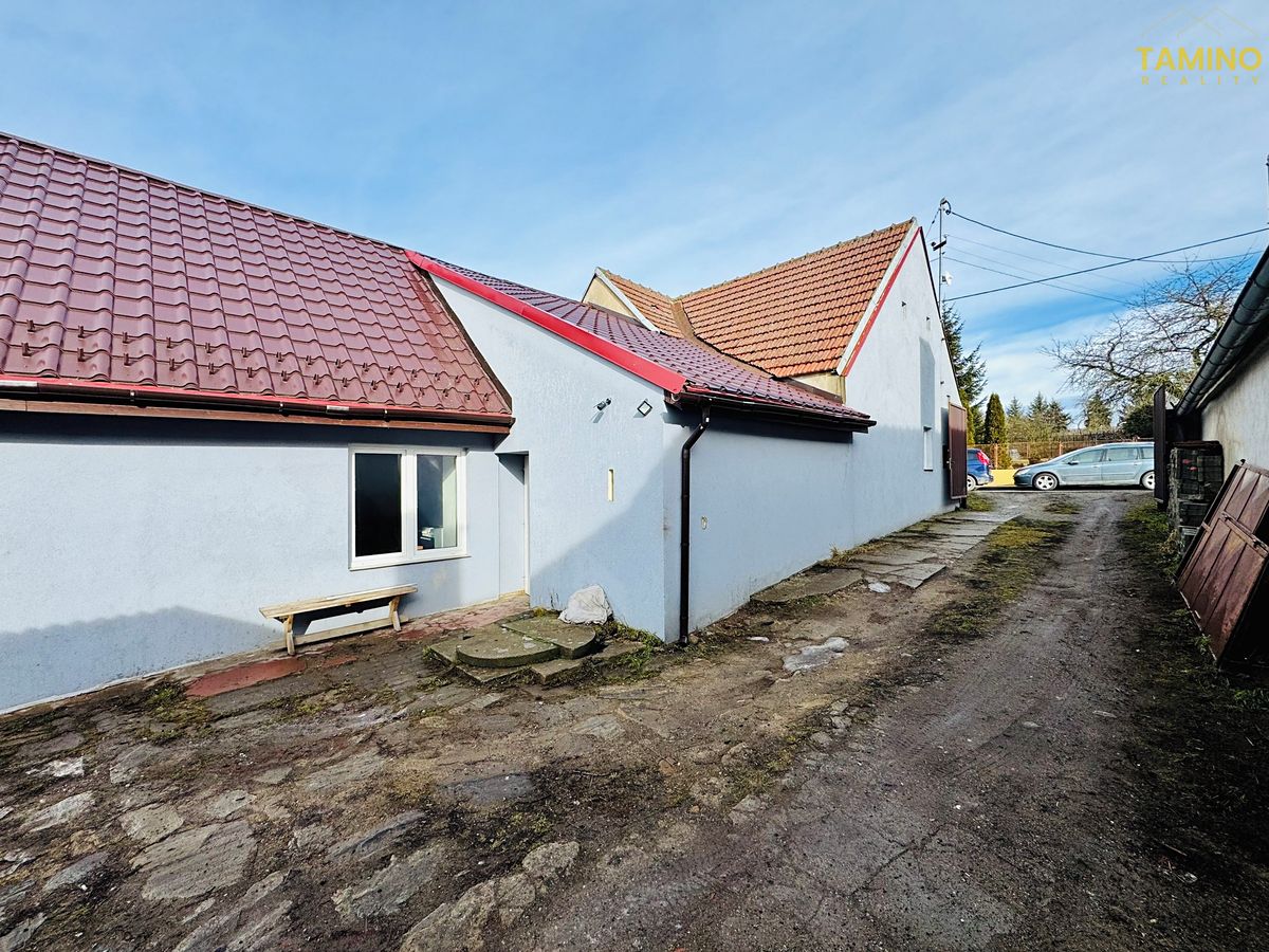 Prodej rodinného domu 175 m², pozemek 429 m² – fotografie 2