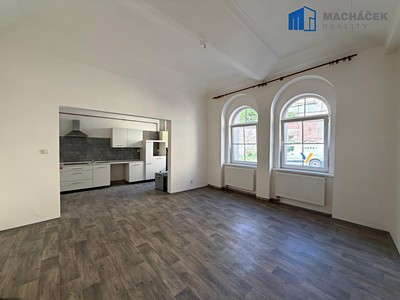 Pronájem bytu 1+kk 52 m²