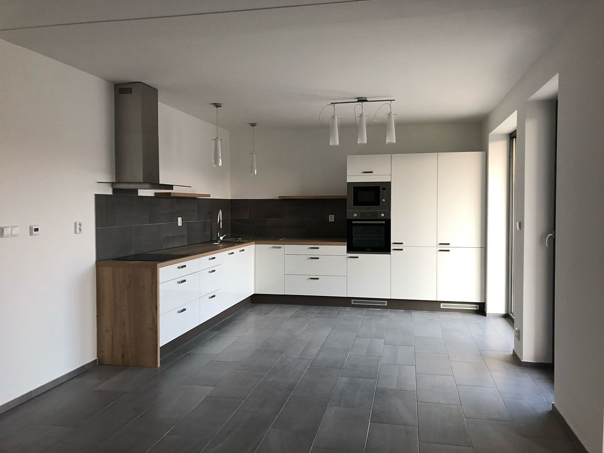 Pronájem bytu 2+kk 69 m²