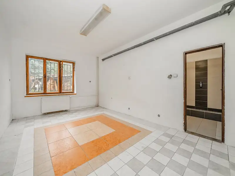 Prodej rodinného domu 208 m², pozemek 1390 m², Ústí nad Labem – náhled fotky 3