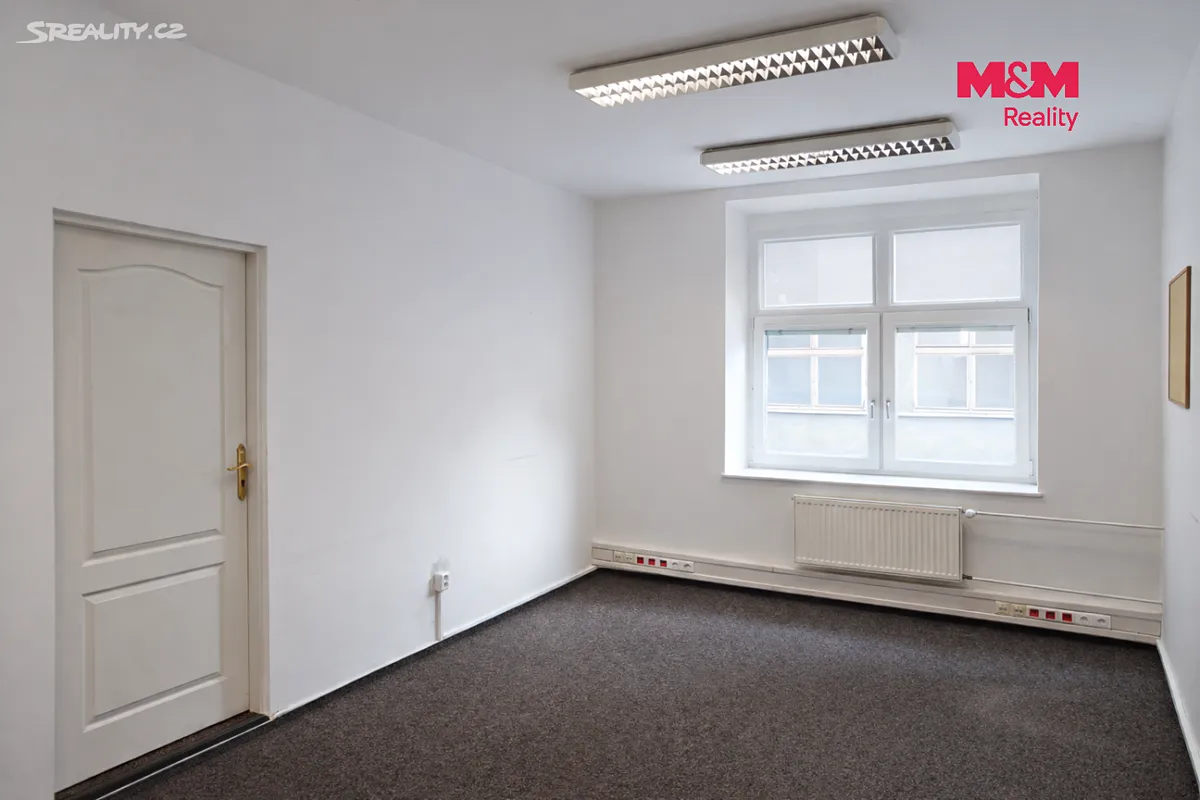 Pronájem kanceláře 73 m² – další