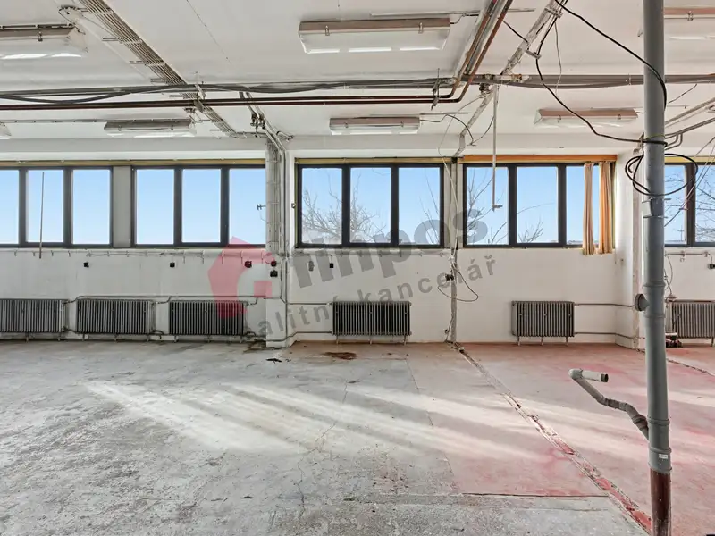Pronájem skladového prostoru 180 m², Tábor – náhled fotky 2