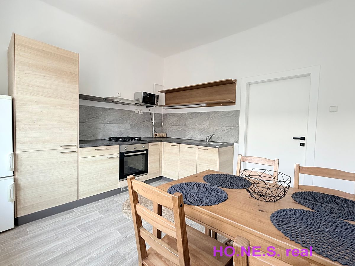 Pronájem bytu 2+1 58 m²