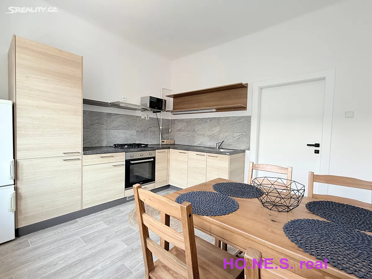 Pronájem bytu 2+1 58 m², Olomouc