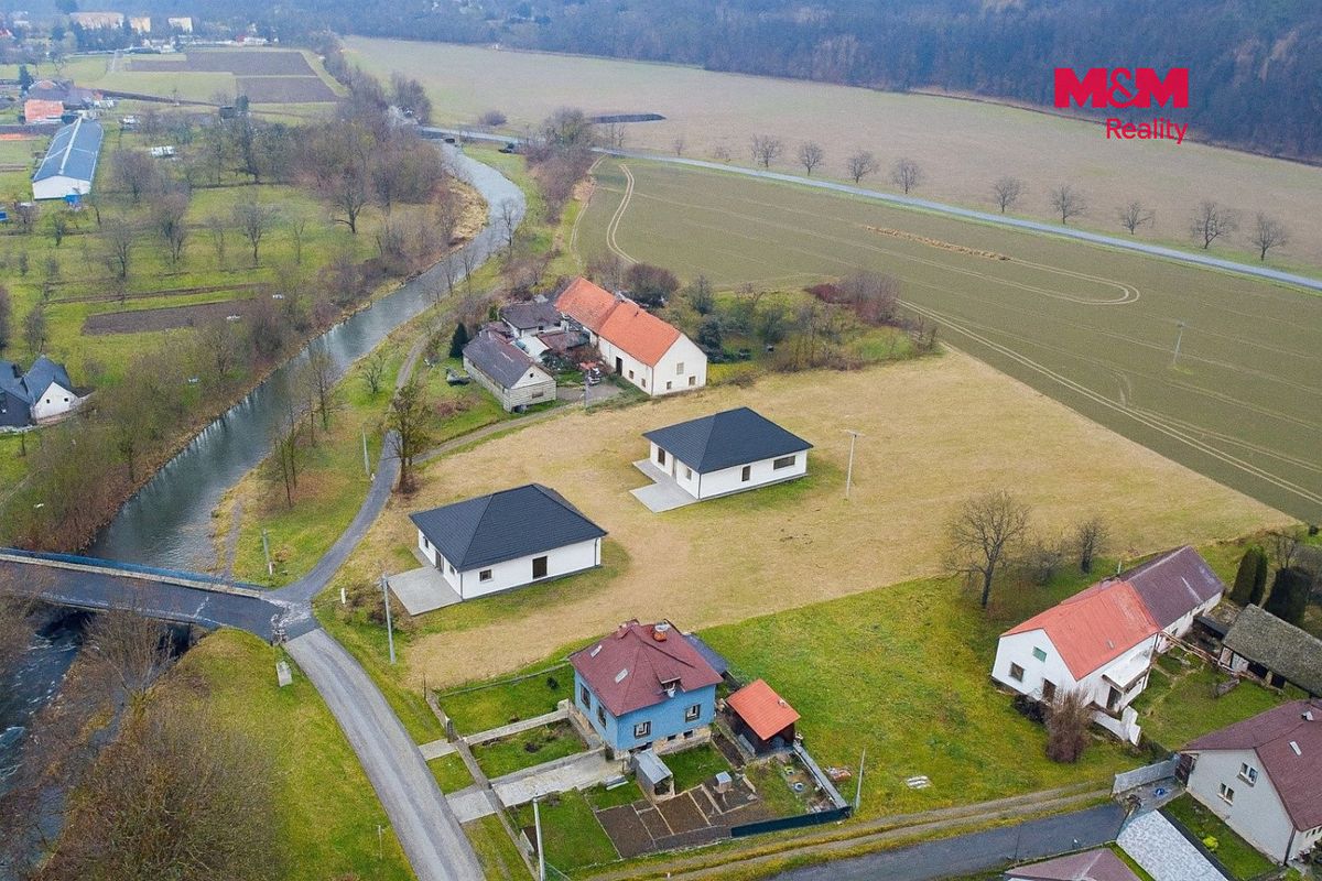 Prodej stavebního pozemku 2850 m² – fotografie 3