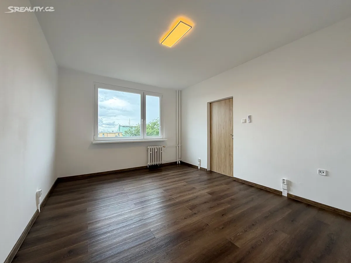 Pronájem bytu 1+1 36 m² – pohled 6