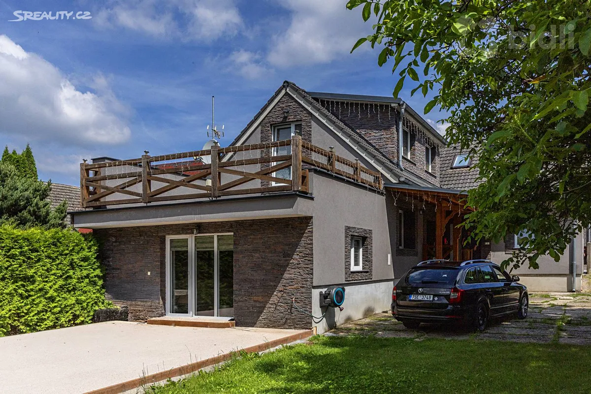 Prodej rodinného domu 220 m², pozemek 795 m², Říčany