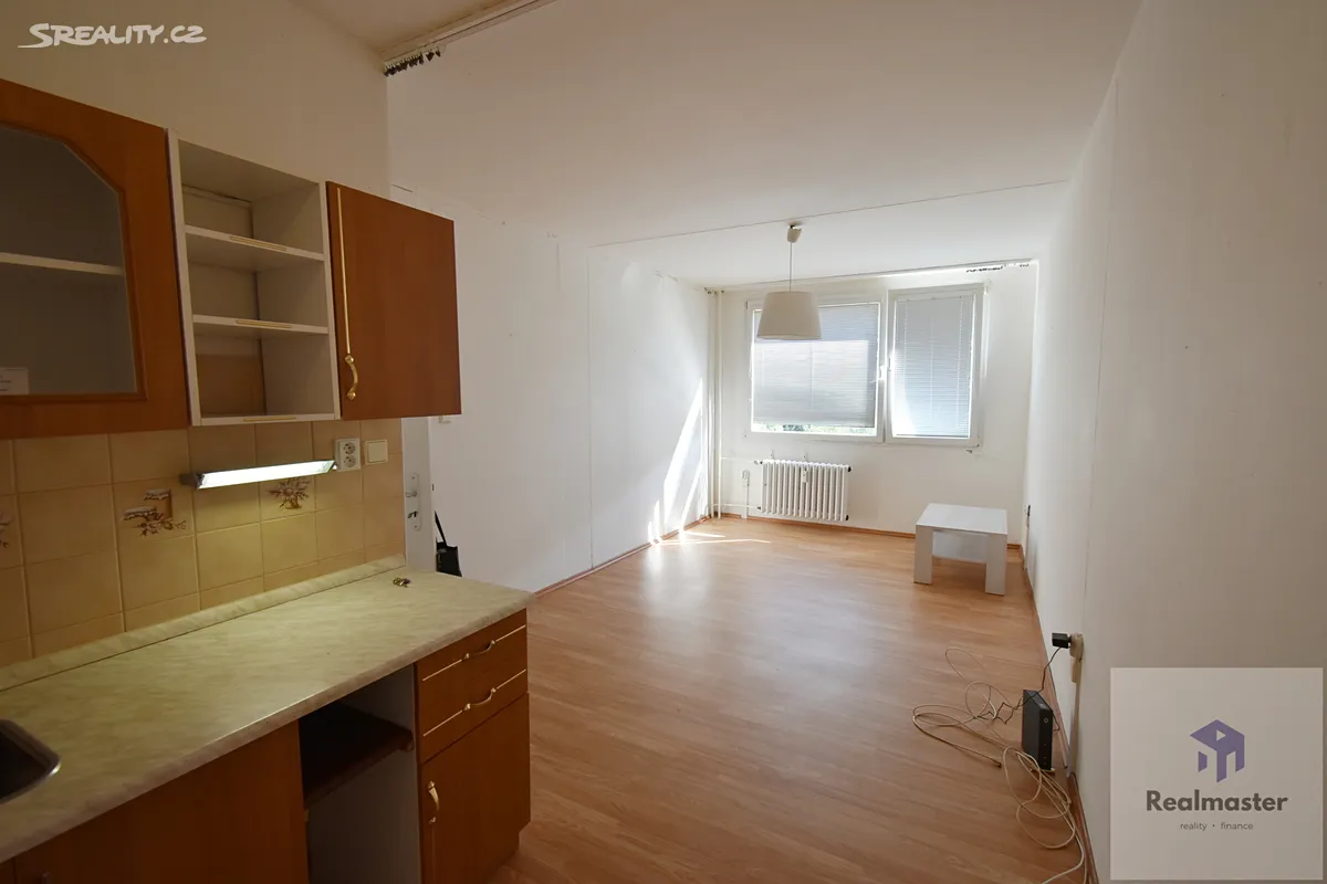 Pronájem bytu 2+kk 44 m² – pohled 5