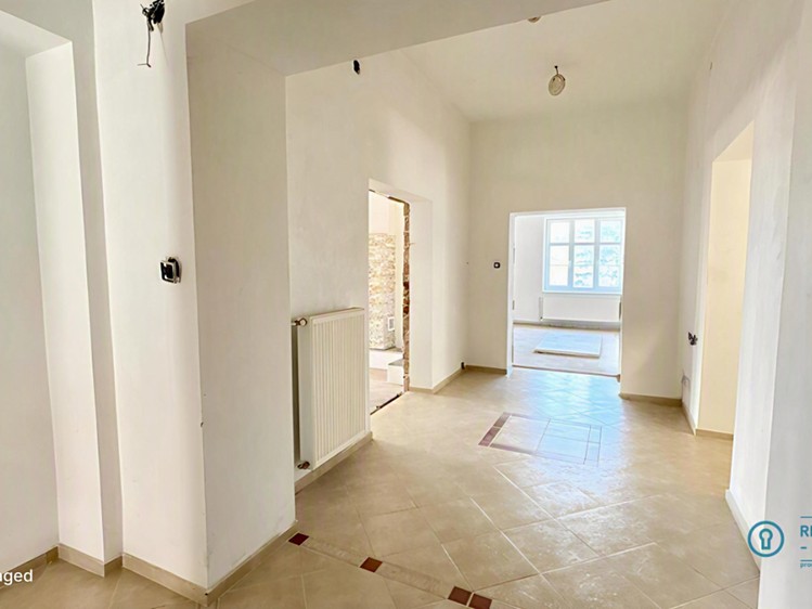Будинок на продаж, 804 м² (12 з 39)